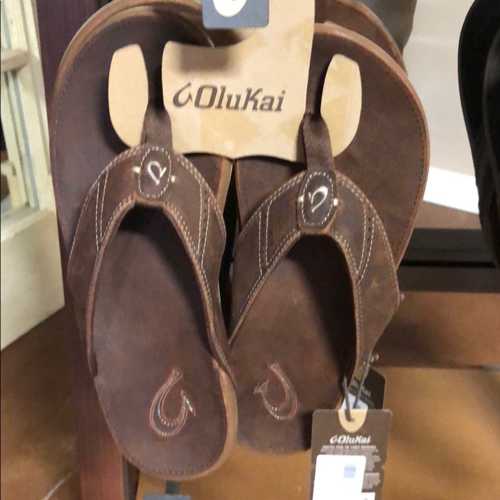 New w Tags Olukai men’s flip flop